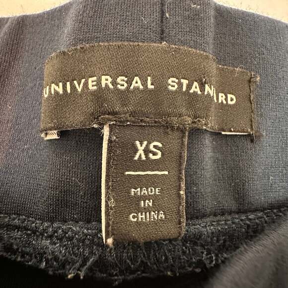 Universal Standard - Picture 3 of 10